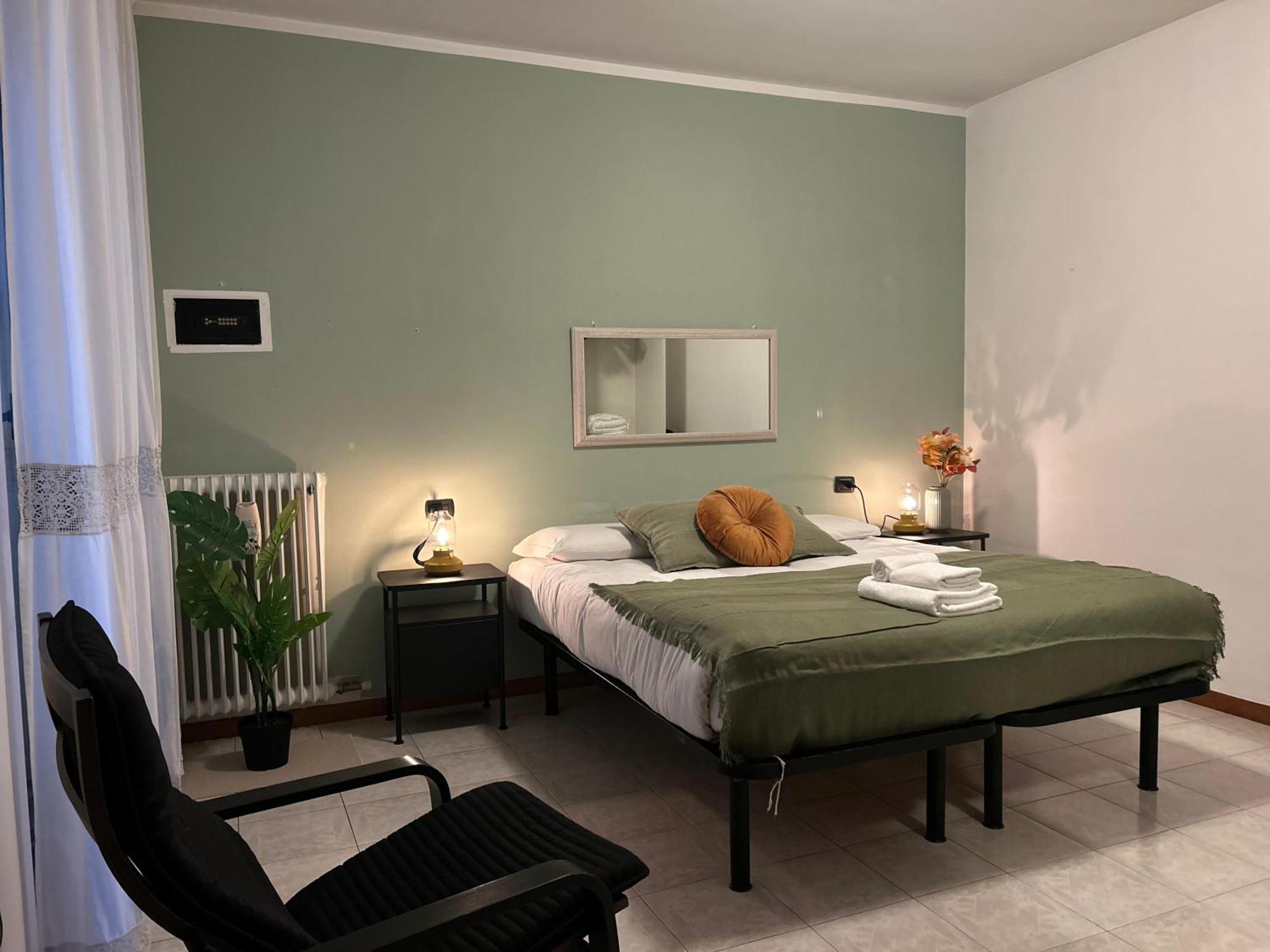 圣多纳托-米拉内塞Accogliente Stanza Privata Con Bagno Privato - Daniele'S House公寓 外观 照片